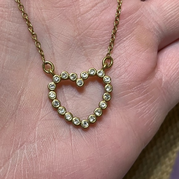 Vintage NRT avon open heart necklace - Picture 4 of 11